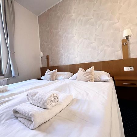 Hotel Apollon Litoměřice Buitenkant foto